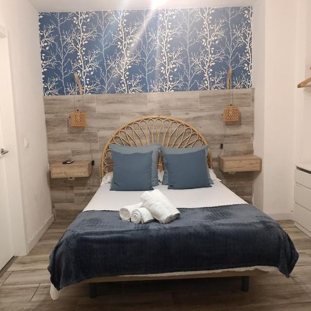 Апартаменты Blue Malaga Center Экстерьер фото